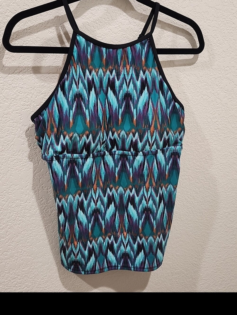 NWOT Size L, Free Country, Teal, Aqua & Black Patterned Tankini Swim Top